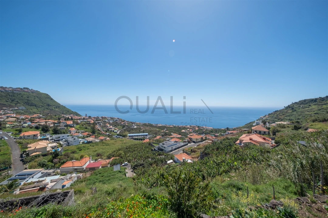 Terreno para Venda em Arco da Calheta Foto 8