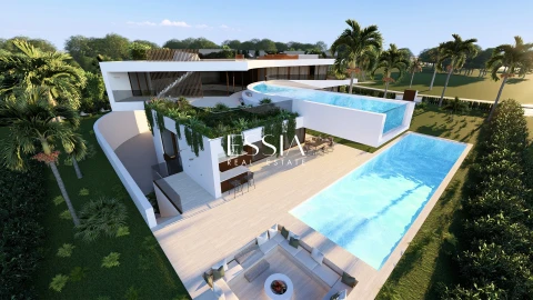 Moradia T7 para Venda em Guia