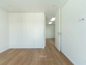 Moradia T3 para Venda em Santo Adrião de Vizela