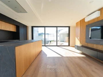 Moradia T3 para Venda em Santo Adrião de Vizela