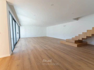 Moradia T3 para Venda em Santo Adrião de Vizela