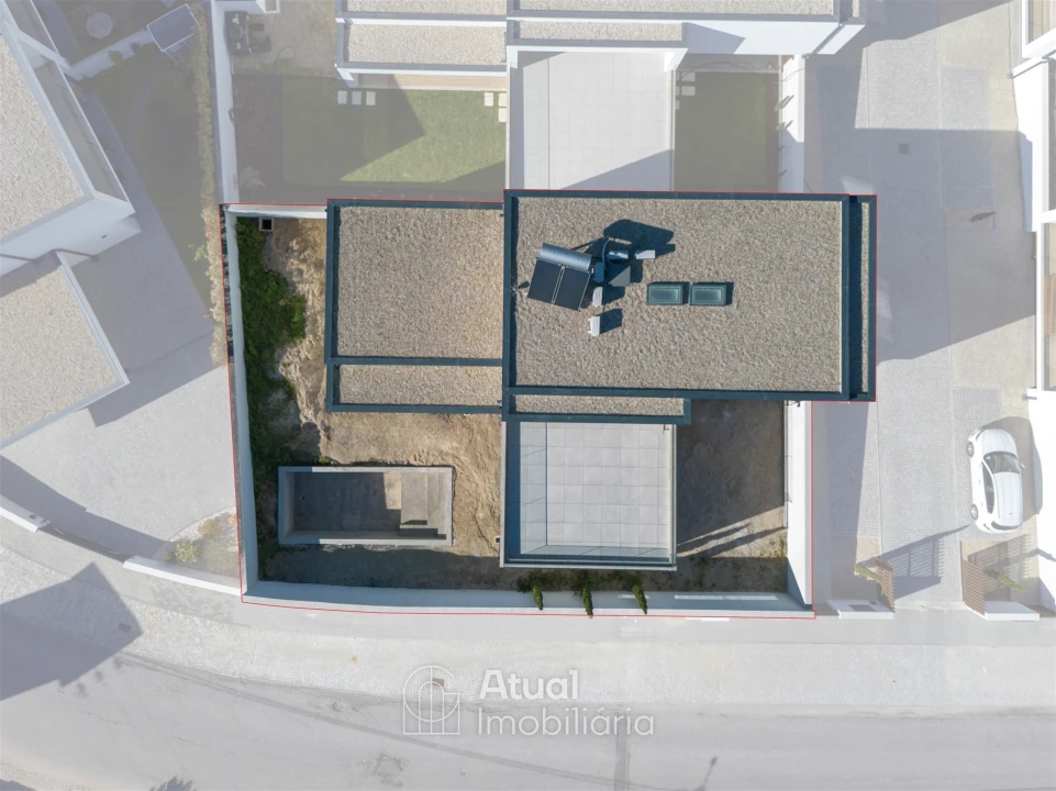 Moradia T3 para Venda em Santo Adrião de Vizela Foto 33