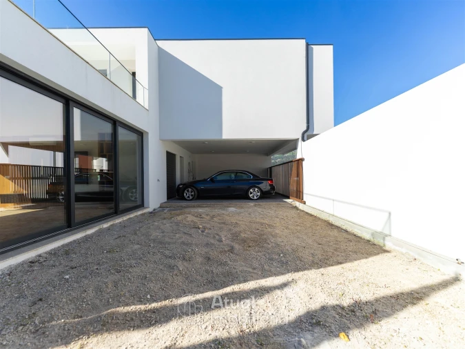 Moradia T3 para Venda em Santo Adrião de Vizela Foto 29