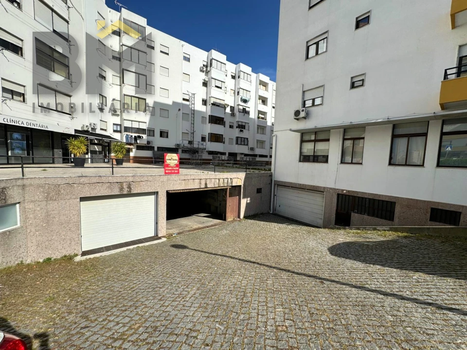 Garagem para Venda em Castelo Branco Foto 2