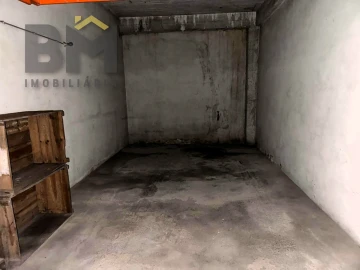 Garagem para Venda em Castelo Branco
