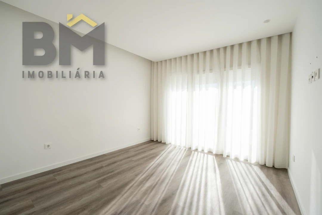 Apartamento T3 para Venda em Castelo Branco Foto 17