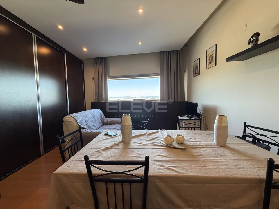 Apartamento T0 para Venda em Vilar de Andorinho Foto 4