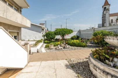 Moradia T5 para Venda em Silvares