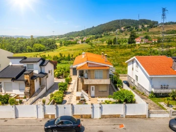 Moradia T5 para Venda em Silvares