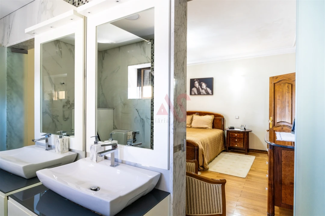 Moradia T6 para Venda em Cristelos, Boim e Ordem Foto 31