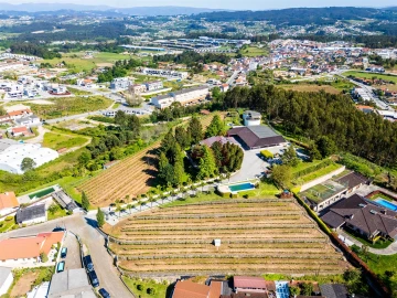 Moradia T6 para Venda em Cristelos, Boim e Ordem