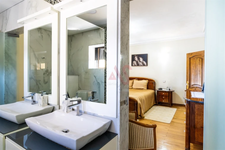 Moradia T6 para Venda em Cristelos, Boim e Ordem Foto 31