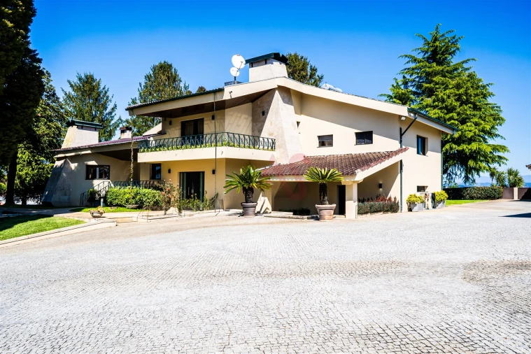 Moradia T6 para Venda em Cristelos, Boim e Ordem Foto 46