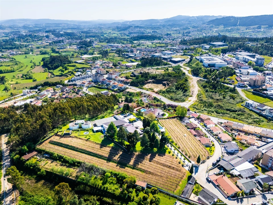 Moradia T6 para Venda em Cristelos, Boim e Ordem Foto 55