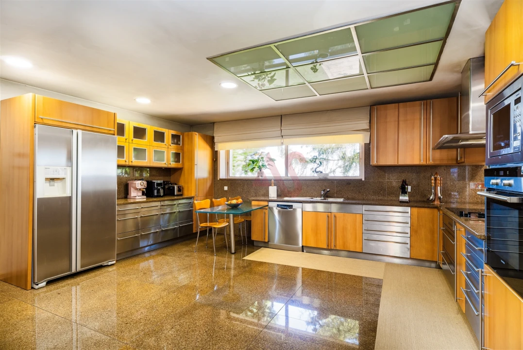 Moradia T6 para Venda em Cristelos, Boim e Ordem Foto 6