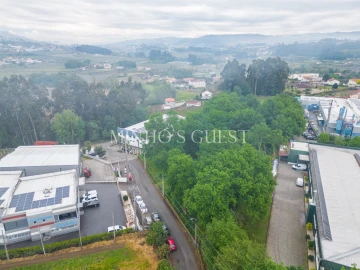 Terreno Comércio / Armazém para Venda em Pedreira, Rande e Sernande