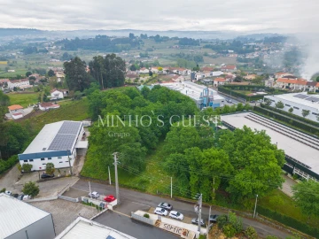 Terreno Comércio / Armazém para Venda em Pedreira, Rande e Sernande