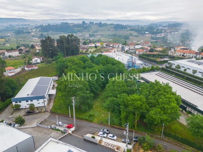 Terreno Comércio / Armazém para Venda em Pedreira, Rande e Sernande Foto 10