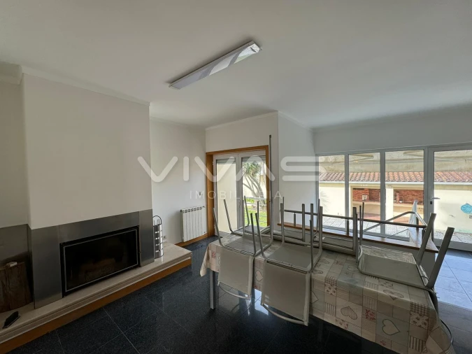 Moradia T4 para Arrendamento em Vila de Prado Foto 6