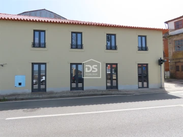 Loja para Arrendamento em Penafiel