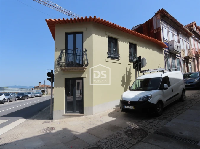 Loja para Arrendamento em Penafiel Foto 3