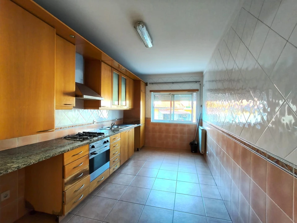 Apartamento T1 para Venda em Marrazes e Barosa Foto 2
