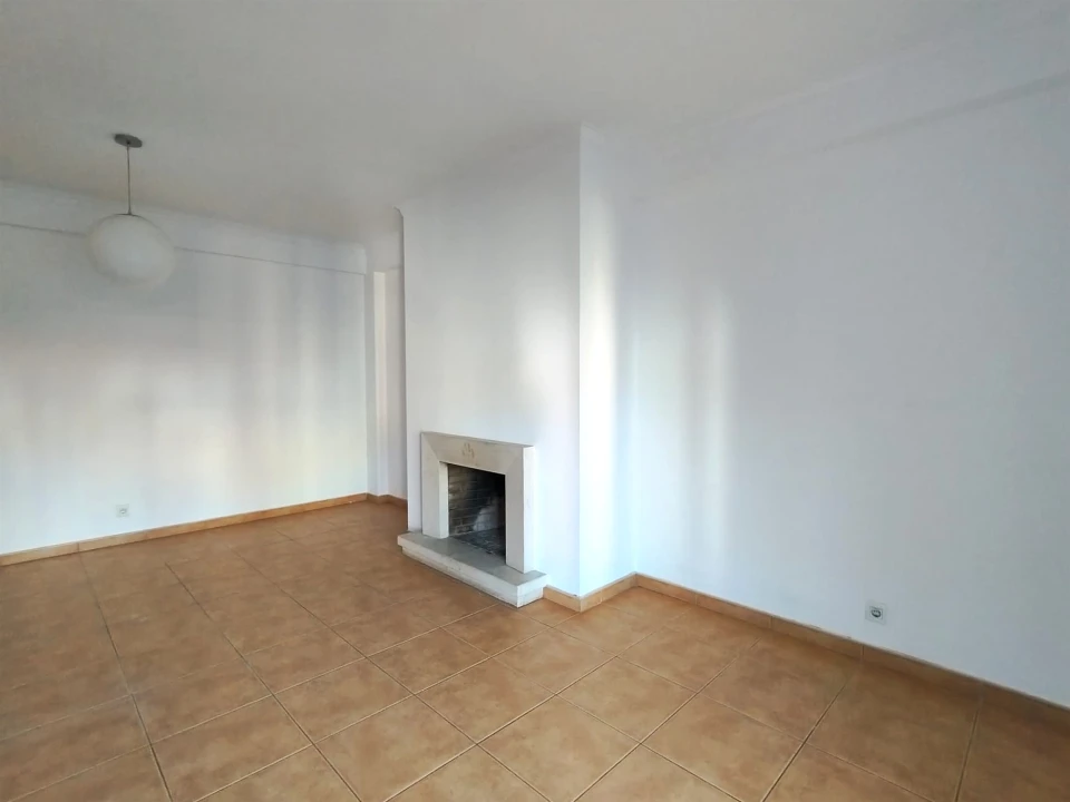 Apartamento T1 para Venda em Marrazes e Barosa Foto 3