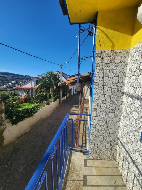 Moradia T3 para Venda em Brunhoso