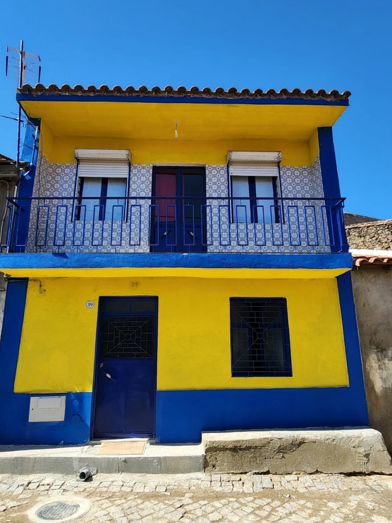 Moradia T3 para Venda em Brunhoso Foto 1