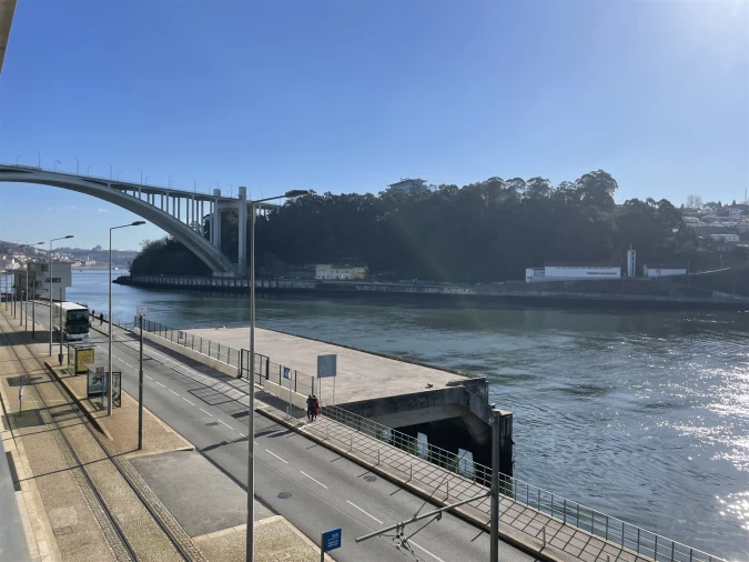 Terreno para Venda em Lordelo do Ouro e Massarelos Foto 24