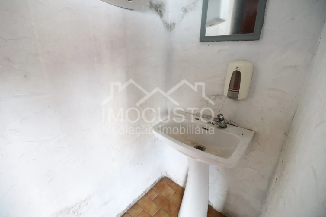 Prédio para Venda em Castro Marim Foto 32