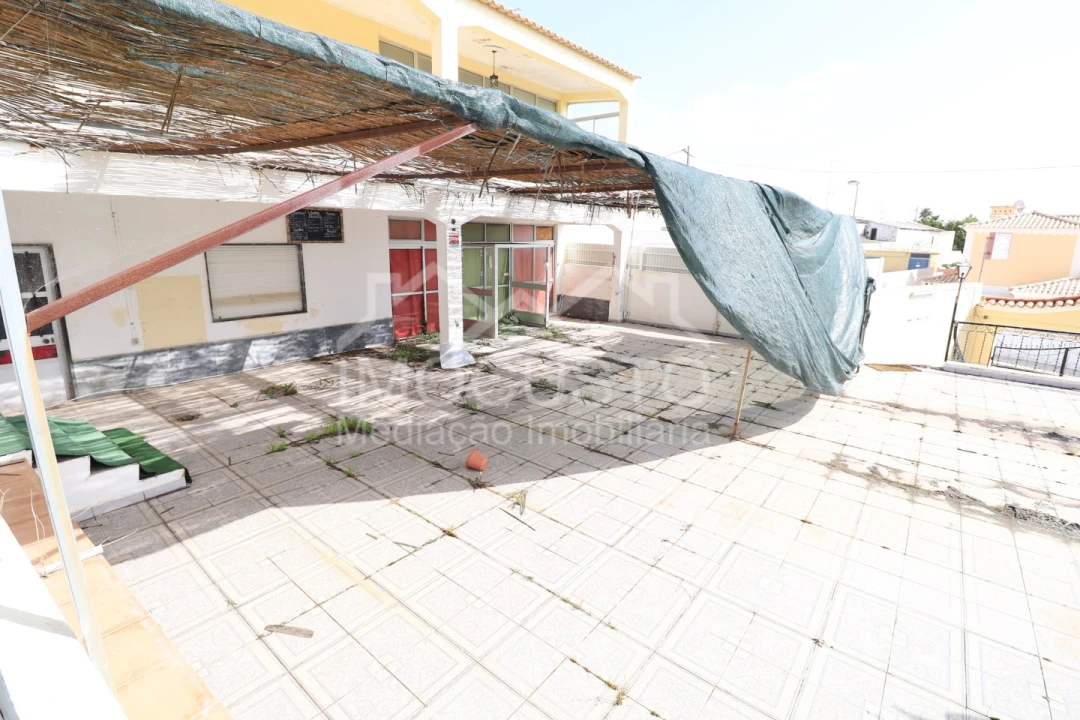 Prédio para Venda em Castro Marim Foto 52