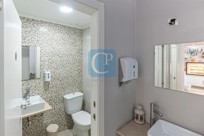 Loja para Venda em Cidade da Maia