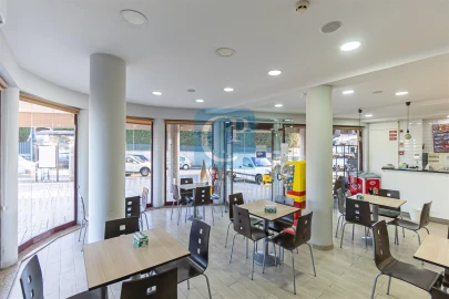 Loja para Venda em Cidade da Maia