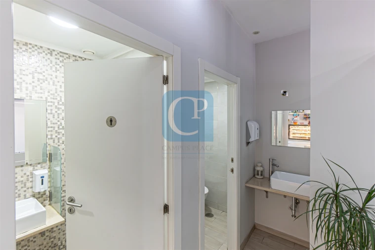 Loja para Venda em Cidade da Maia Foto 14