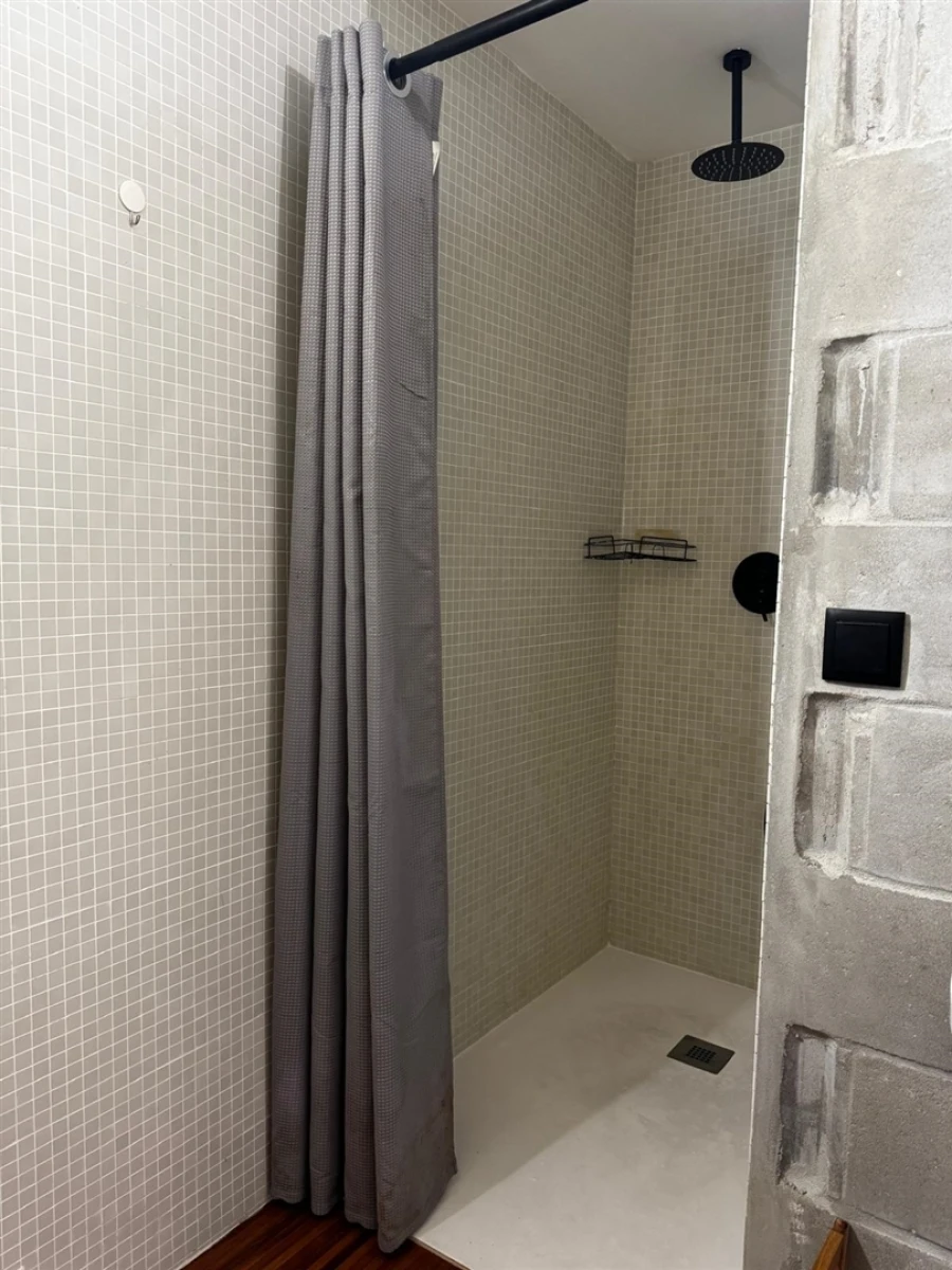 Apartamento T1 para Arrendamento em Paranhos Foto 5