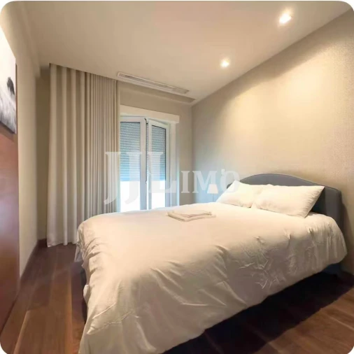 Apartamento T2 para Arrendamento em Santo António Foto 10