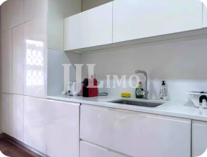 Apartamento T2 para Arrendamento em Santo António Foto 14