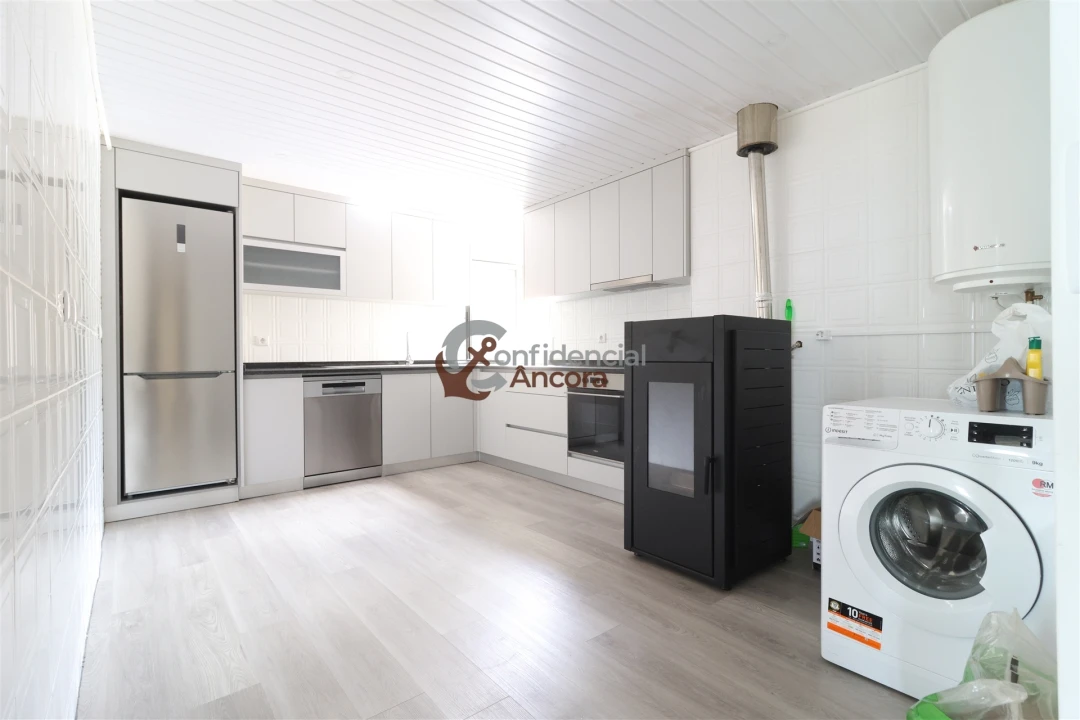 Apartamento T3 para Venda em Gouveia (São Pedro e São Julião) Foto 2