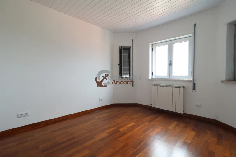 Apartamento T3 para Venda em Gouveia (São Pedro e São Julião) Foto 9