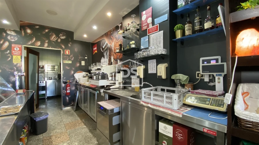 Negócio para Trespasse em São Mamede de Infesta e Senhora da Hora Foto 13