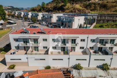 Moradia T3 para Venda em Caldas de Vizela (São Miguel e São João)