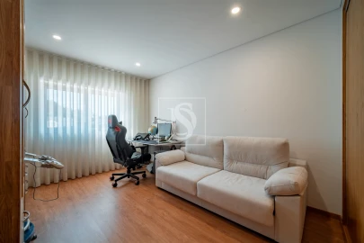 Moradia T3 para Venda em Caldas de Vizela (São Miguel e São João)