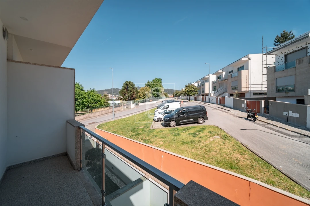 Moradia T3 para Venda em Caldas de Vizela (São Miguel e São João) Foto 16