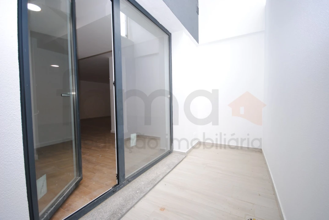 Moradia T4 para Venda em São Domingos de Rana Foto 55