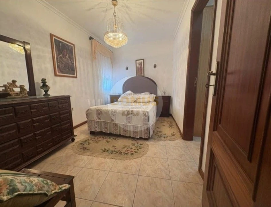 Moradia T3 para Venda em Bouçoães Foto 1