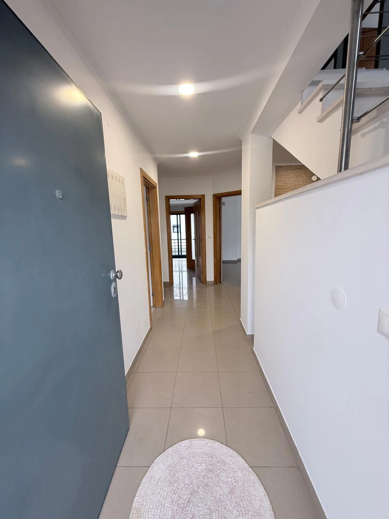 Moradia T5 para Venda em Laranjeiro e Feijó Foto 3