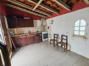 Quinta T2 para Venda em Santa Clara-A-Nova e Gomes Aires