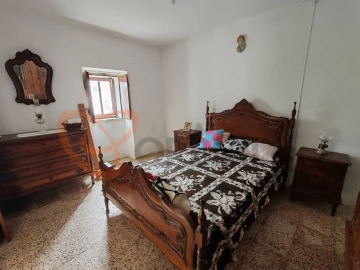 Quinta T2 para Venda em Santa Clara-A-Nova e Gomes Aires