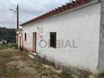 Quinta T2 para Venda em Santa Clara-A-Nova e Gomes Aires